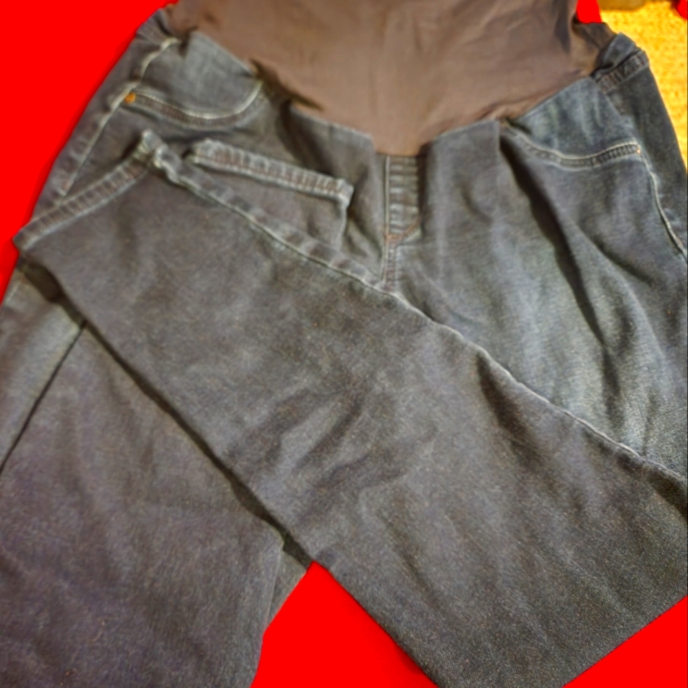 Maternity jeans size 16